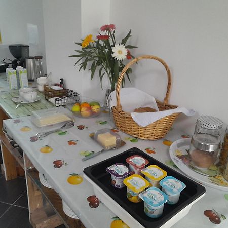 Change The World Hostels - Acores - Ponta Delgada Экстерьер фото