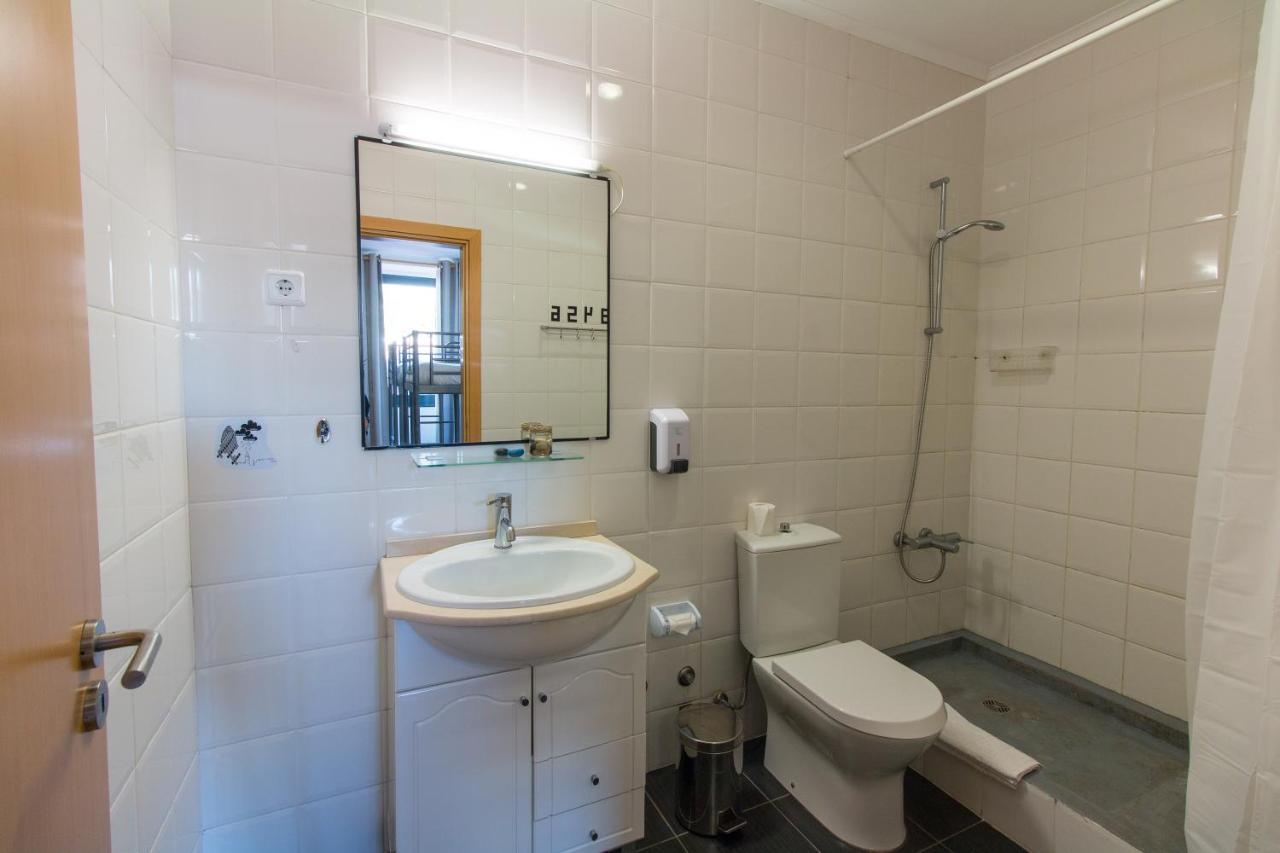Change The World Hostels - Acores - Ponta Delgada Экстерьер фото